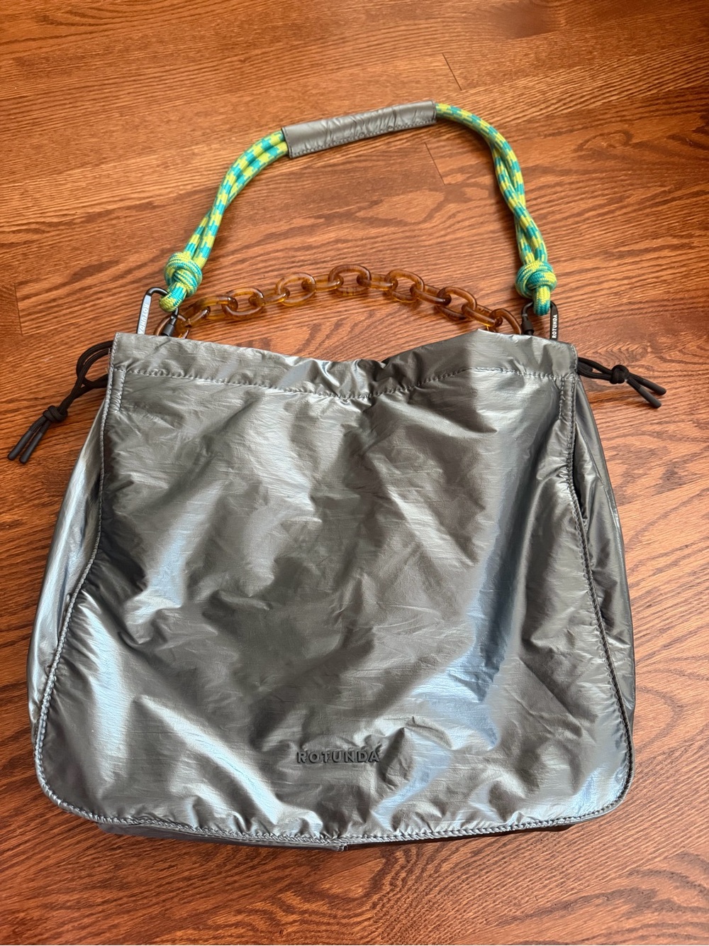 Rotunda Silver Hobo